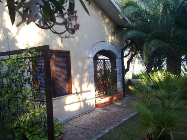 casa indipendente in vendita a Manciano in zona Saturnia