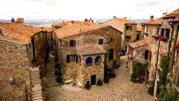 casa indipendente in vendita a Manciano in zona Saturnia