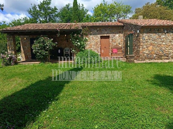 quadrivano in vendita a Manciano