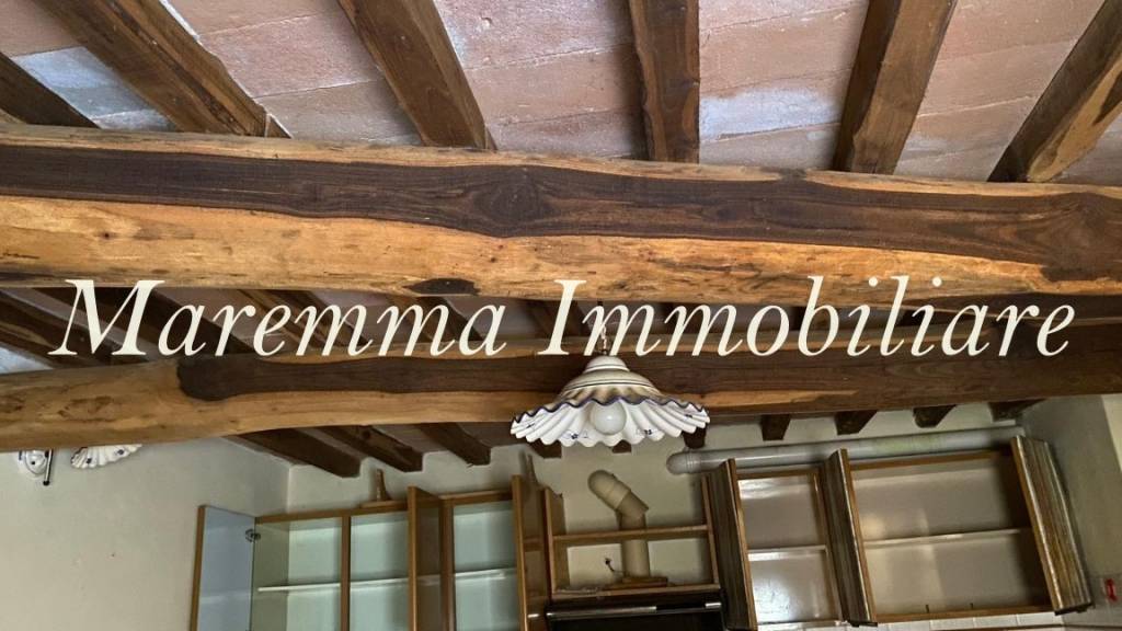 appartamento in vendita a Manciano in zona Saturnia