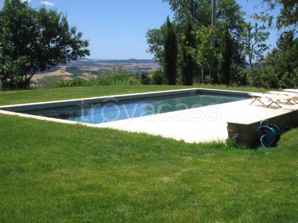 casa indipendente in vendita a Manciano