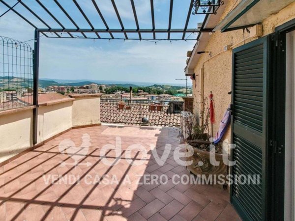 appartamento in vendita a Manciano in zona Montemerano