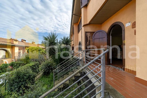 appartamento in vendita a Manciano in zona Montemerano