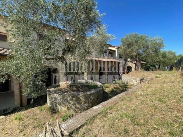 casa indipendente in vendita a Manciano in zona Montemerano