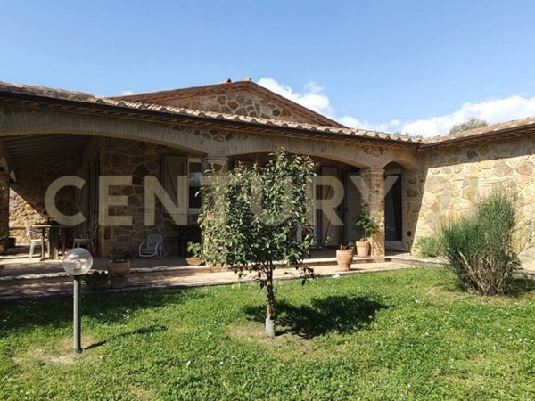 casa indipendente in vendita a Manciano