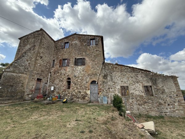 casa indipendente in vendita a Manciano in zona Saturnia
