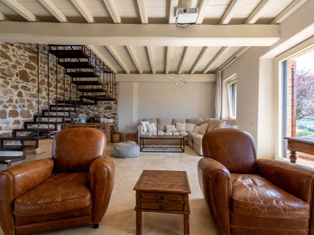 casa indipendente in vendita a Manciano in zona Saturnia