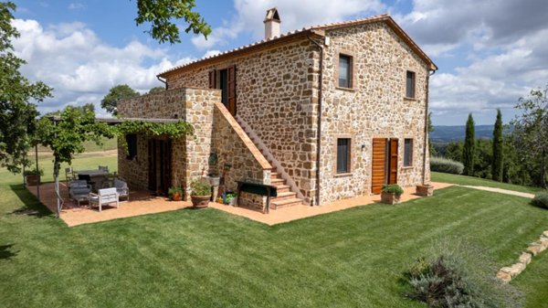 casale in vendita a Manciano in zona Montemerano