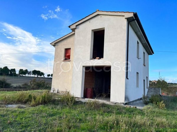 casa indipendente in vendita a Manciano in zona Marsiliana