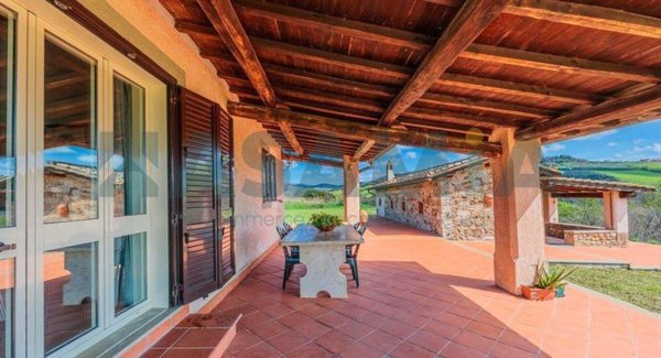 casa indipendente in vendita a Manciano in zona Montemerano