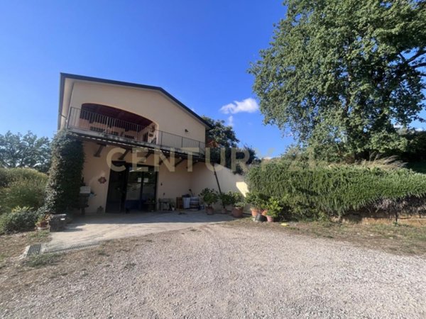 azienda agricola in vendita a Manciano in zona Saturnia