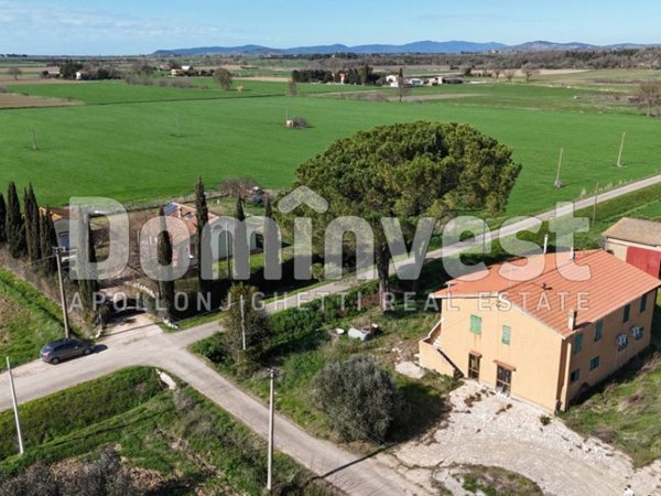 casa indipendente in vendita a Manciano in zona Marsiliana