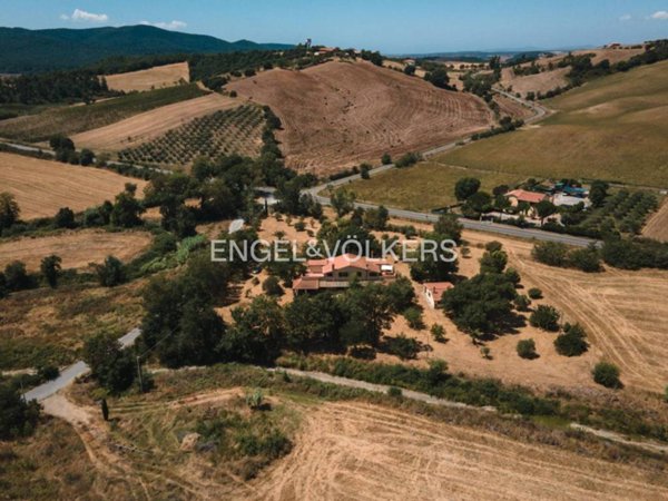 casa indipendente in vendita a Manciano