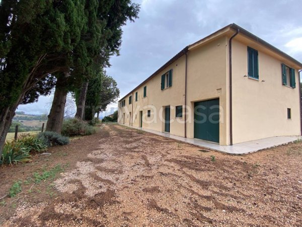 casa indipendente in vendita a Manciano in zona Saturnia