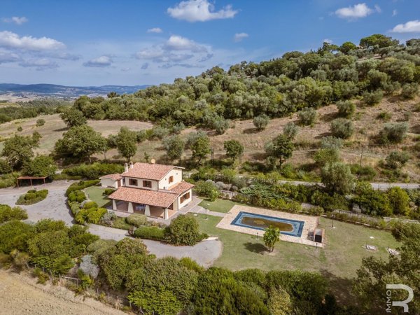 casa indipendente in vendita a Manciano