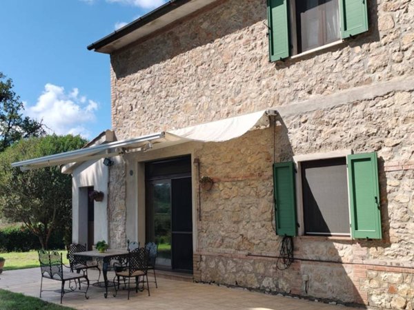 casa indipendente in vendita a Manciano in zona Marsiliana