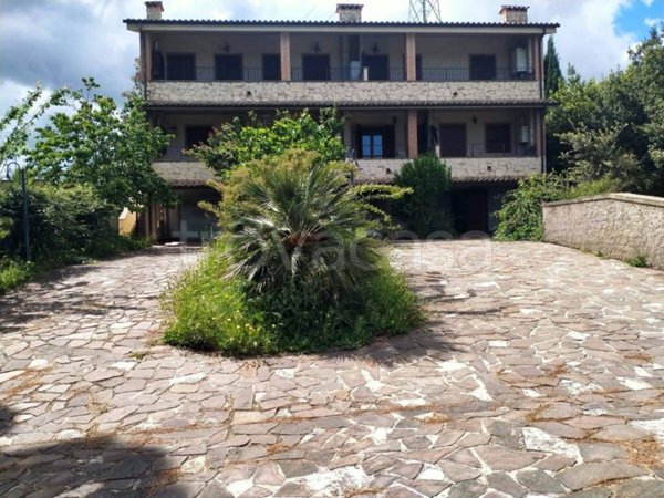 appartamento in vendita a Manciano in zona Saturnia