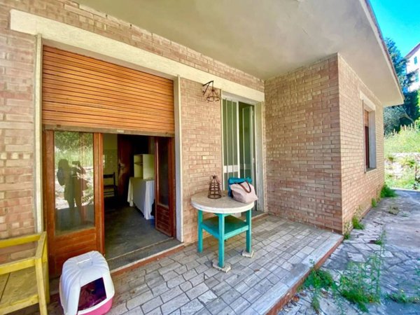 casa indipendente in vendita a Manciano