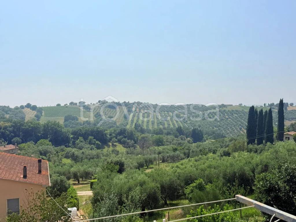 appartamento in vendita a Manciano in zona Montemerano