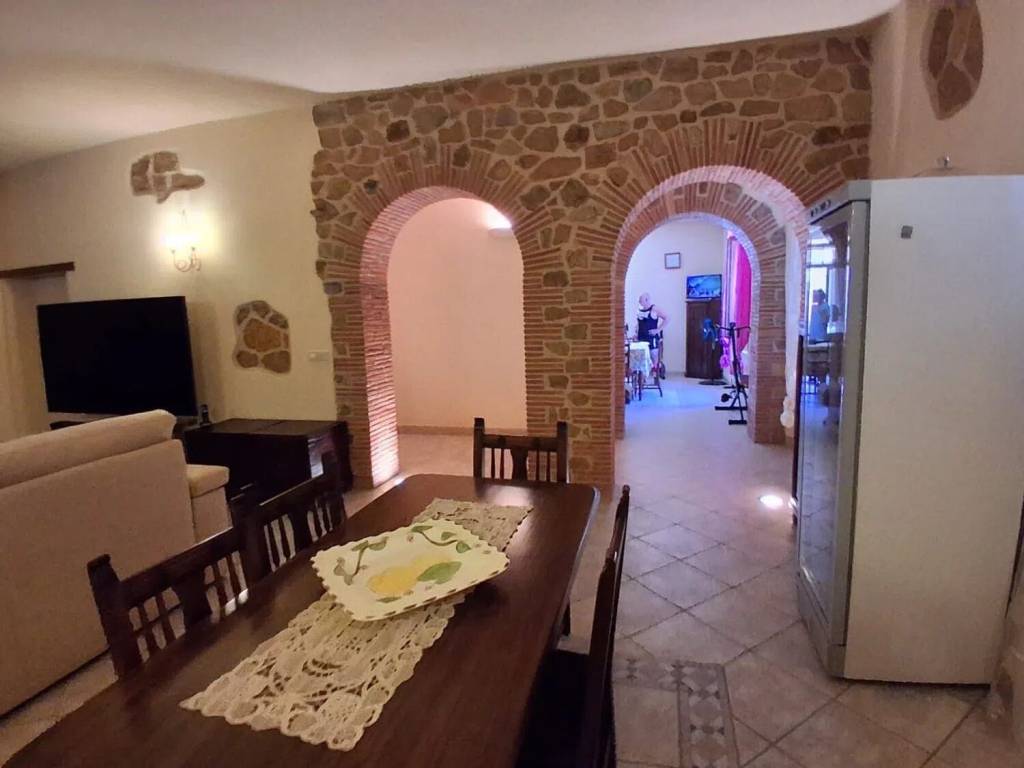 casa indipendente in vendita a Manciano in zona San Martino sul Fiora