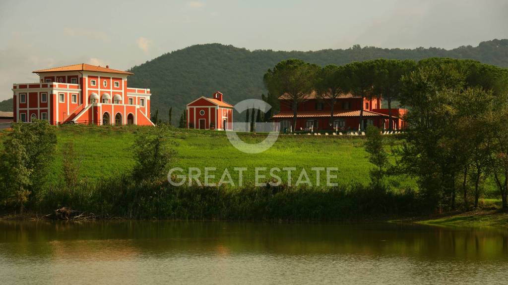 azienda agricola in vendita a Manciano in zona Saturnia