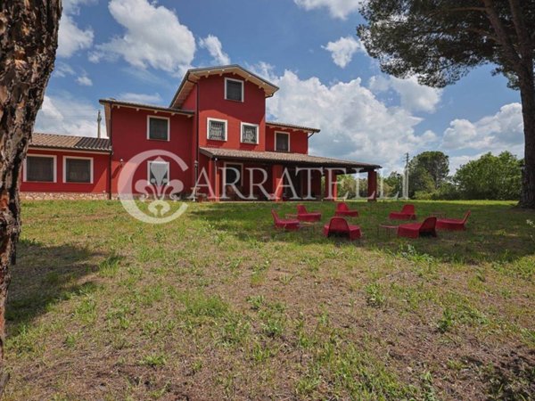casa indipendente in vendita a Manciano in zona Saturnia