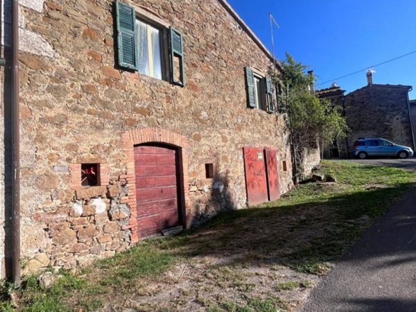 casa indipendente in vendita a Manciano in zona Poggio Murella