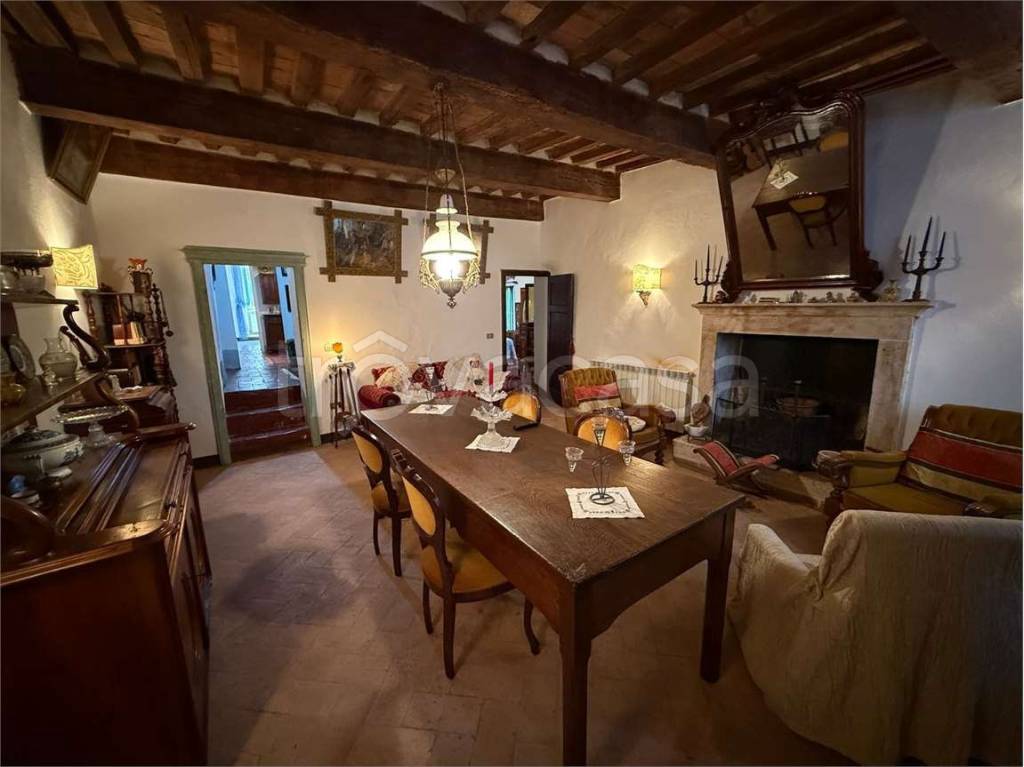 appartamento in vendita a Manciano in zona Montemerano