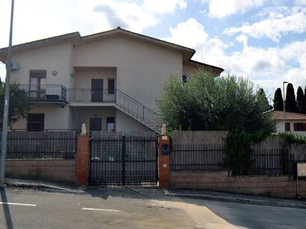 casa indipendente in vendita a Manciano in zona Marsiliana