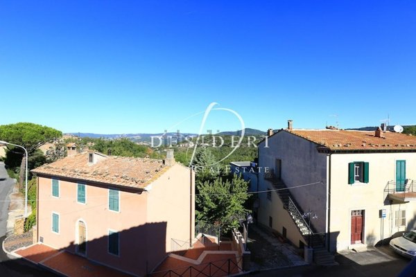 casa indipendente in vendita a Manciano in zona Poggio Murella