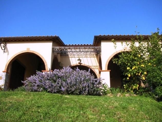 casa indipendente in vendita a Manciano in zona Saturnia