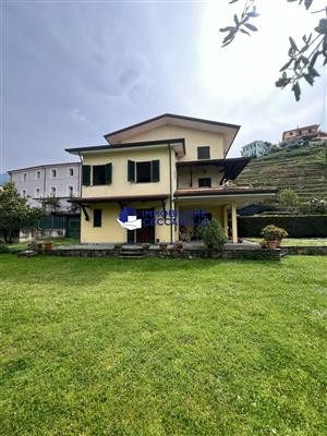 casa indipendente in vendita a Manciano in zona Capanne