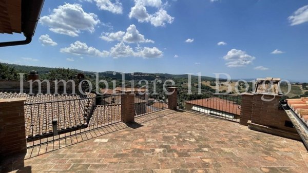 appartamento in vendita a Manciano in zona Montemerano