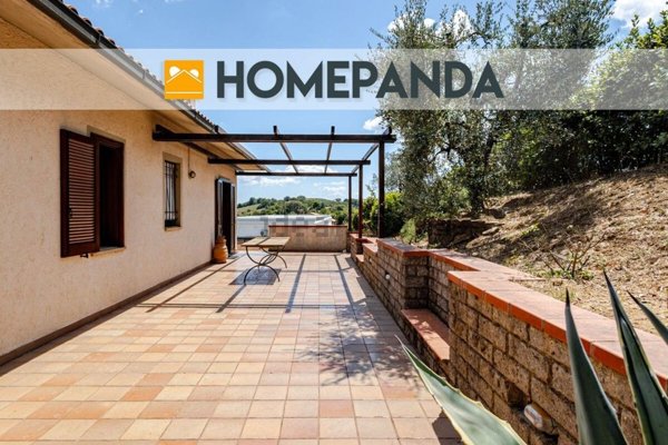 casa indipendente in vendita a Manciano