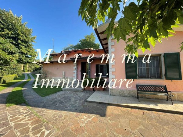casa indipendente in vendita a Manciano in zona Montemerano