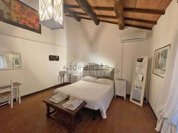 casale in vendita a Manciano in zona Saturnia