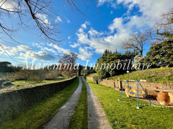 casa indipendente in vendita a Manciano in zona Montemerano