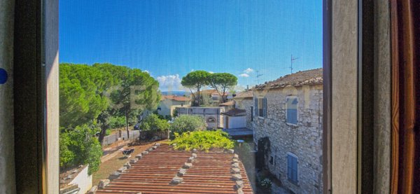 casa indipendente in vendita a Manciano in zona Saturnia