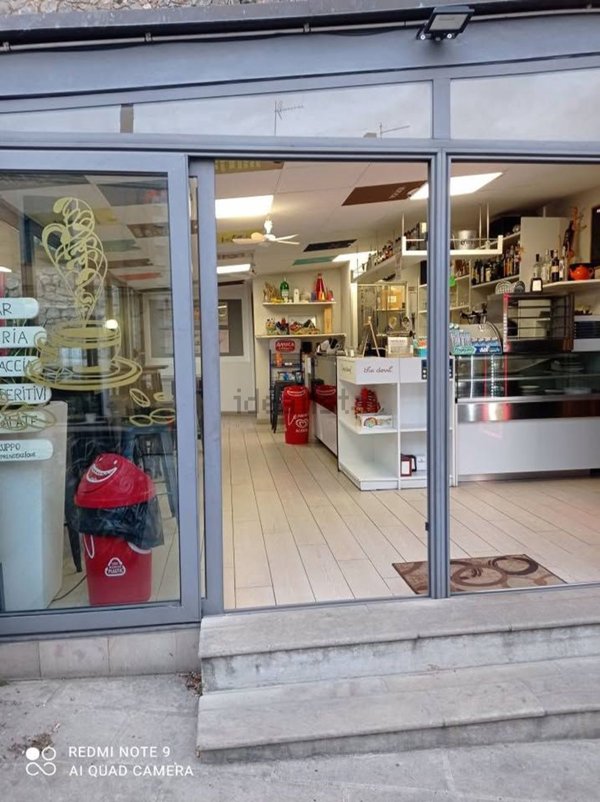 negozio in vendita a Manciano
