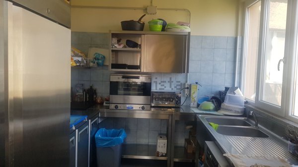 negozio in vendita a Manciano in zona Saturnia