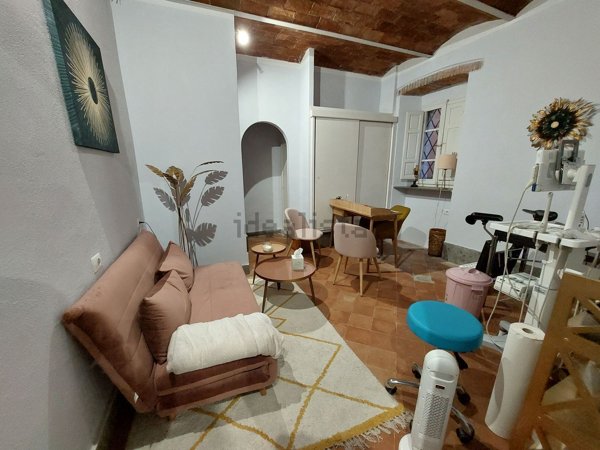 ufficio in vendita a Manciano in zona Saturnia