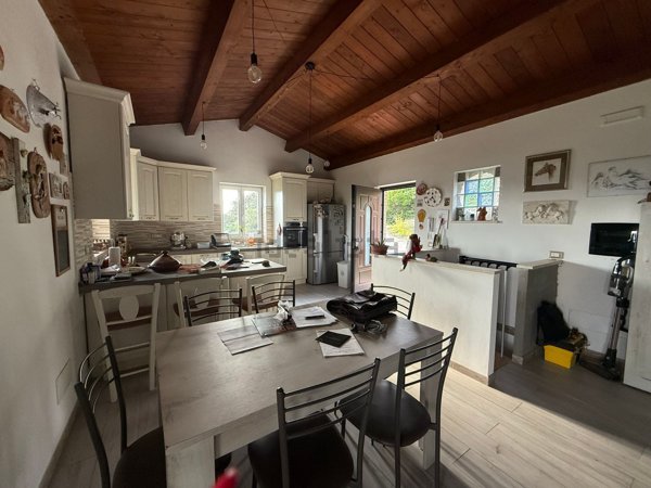 appartamento in vendita a Manciano in zona Saturnia