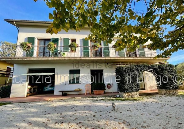 casa indipendente in vendita a Manciano