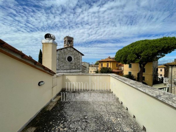 casa indipendente in vendita a Manciano in zona Saturnia