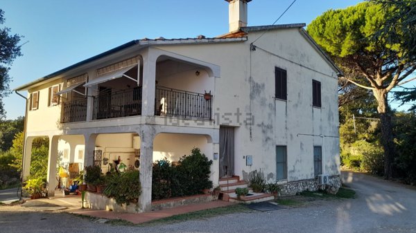 casa indipendente in vendita a Manciano