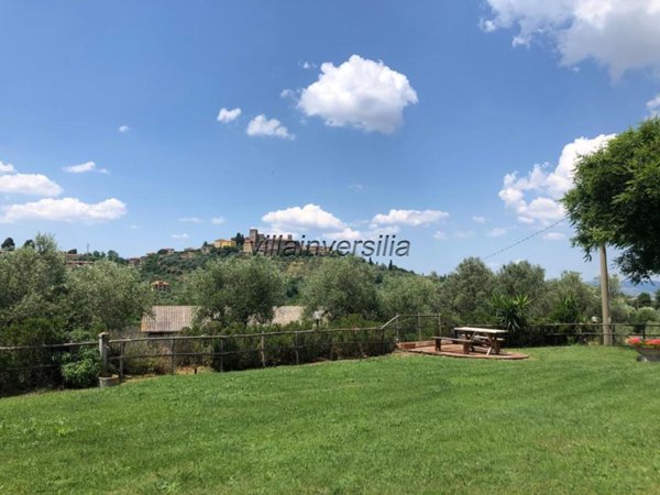 appartamento in vendita a Manciano in zona Montemerano