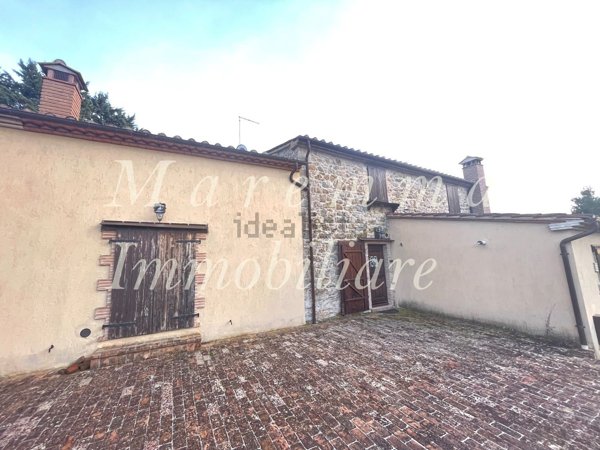 casale in vendita a Manciano