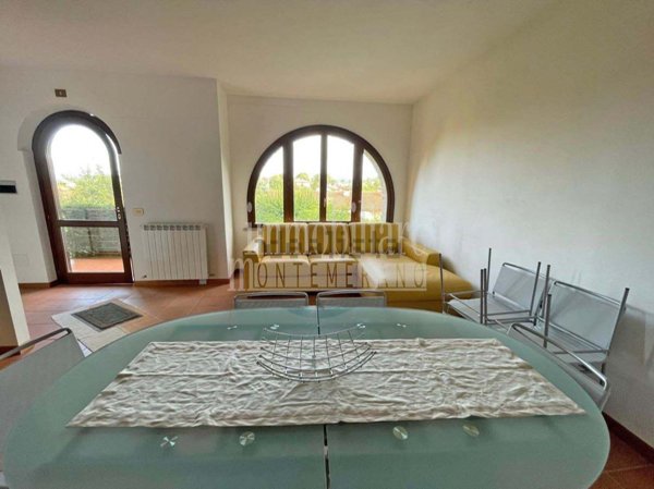 appartamento in vendita a Manciano in zona Montemerano