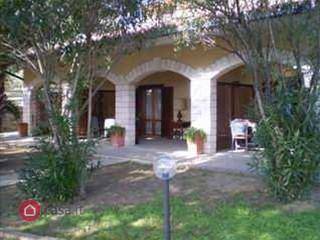 casa indipendente in vendita a Manciano in zona Saturnia