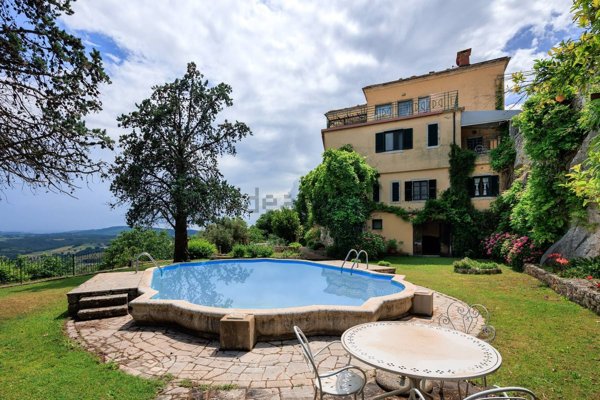 casa indipendente in vendita a Manciano in zona Saturnia